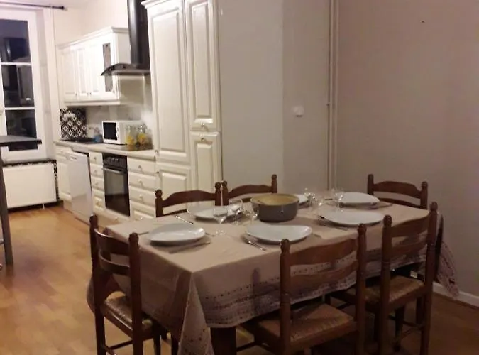 80m2 Dans Belle Demeure Vrigne-aux-Bois