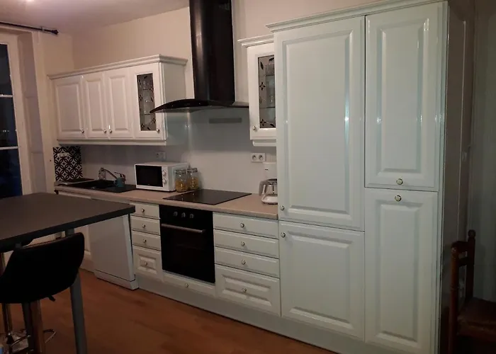 80m2 Dans Belle Demeure