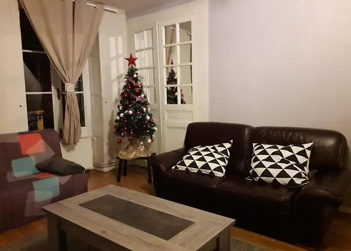 80m2 Dans Belle Demeure Vrigne-aux-Bois